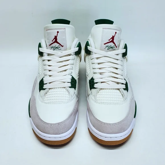 Air Jordan 4 SB - Picture 3 of 14